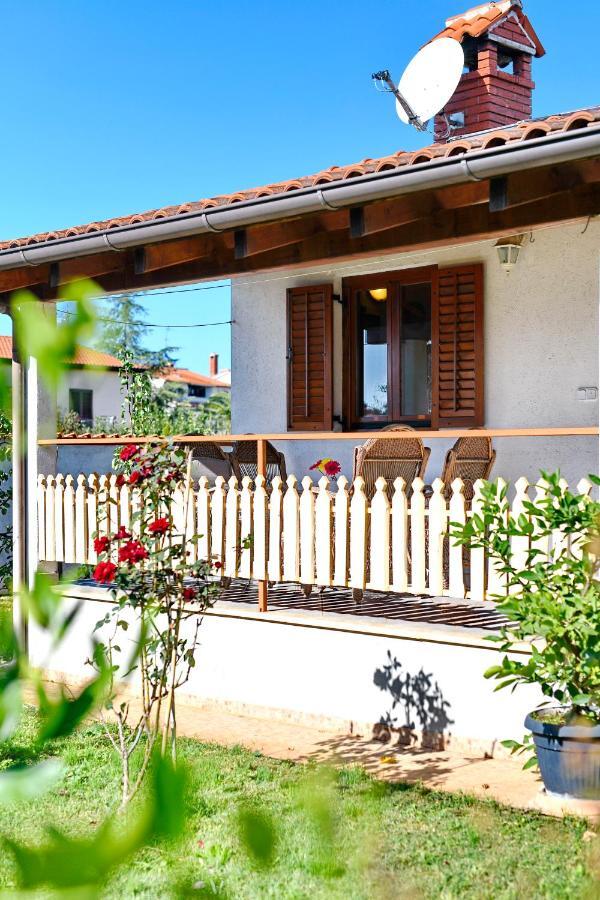 Adriatico Bungalow 포레치 외부 사진